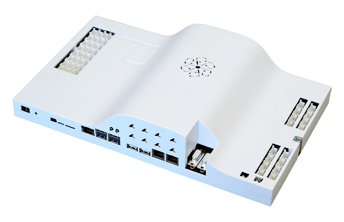 SmartRCP platform: 3D render of the control platform with its connectors and ports
